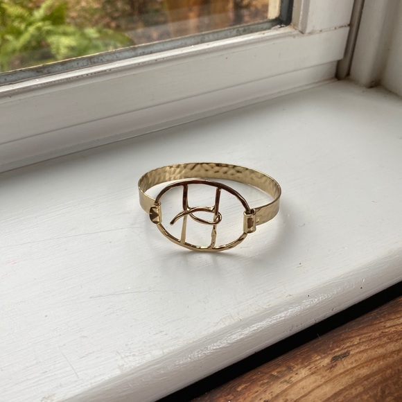 NWT Anthropologie Gold Monogram Script Cuff Bracelet  T H - Picture 8 of 10
